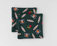 Load image into Gallery viewer, Oliver Logo Pot Holders
