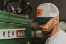 Load image into Gallery viewer, Keystone Oliver Leather Emblem Hat, Heather Gray with Green Brim