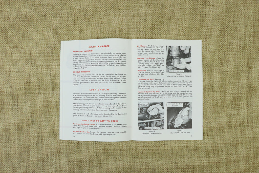 Owner's Manual for Ford 700 and 900 Series Tractors