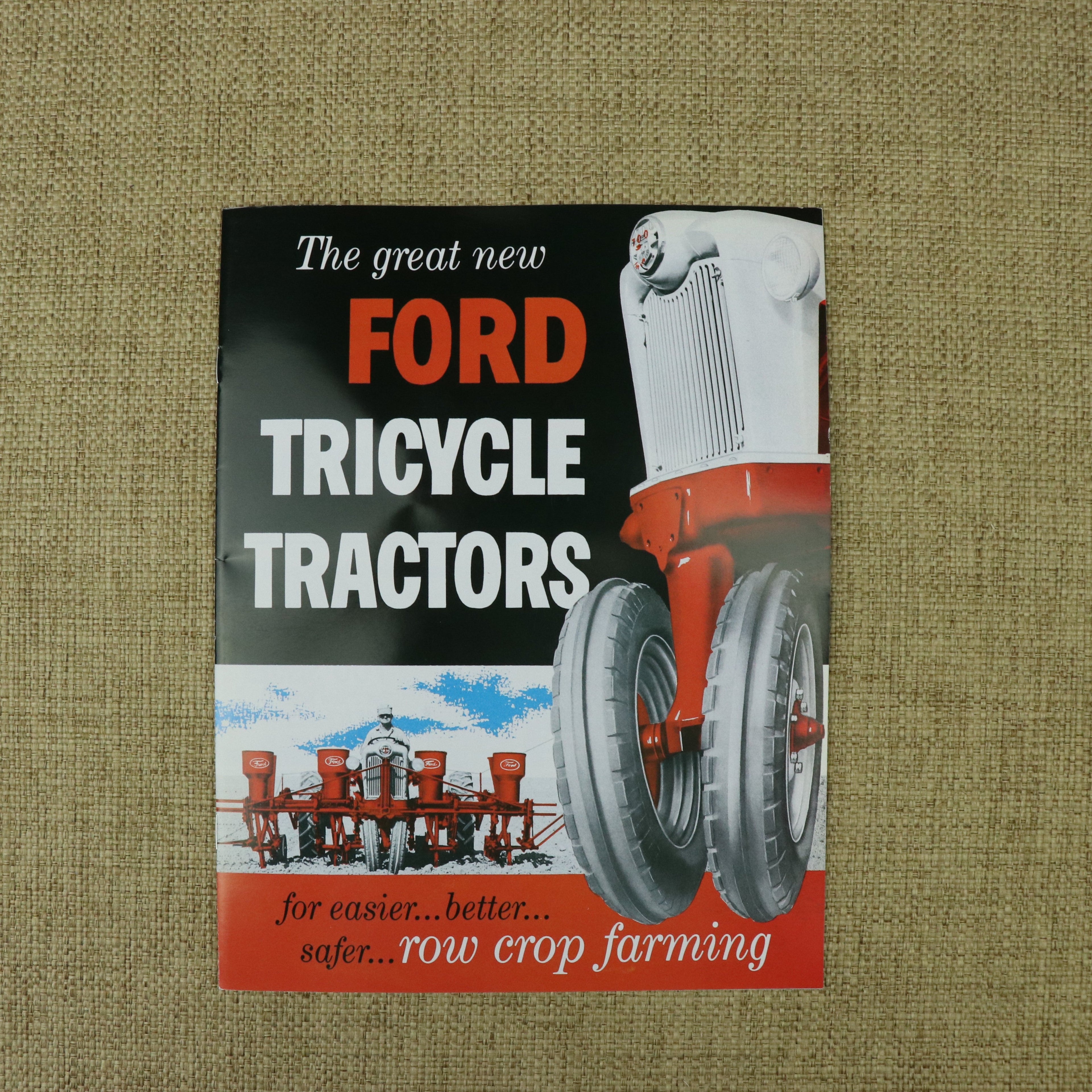 Ford 700 and 900 Tractors Sales Brochure