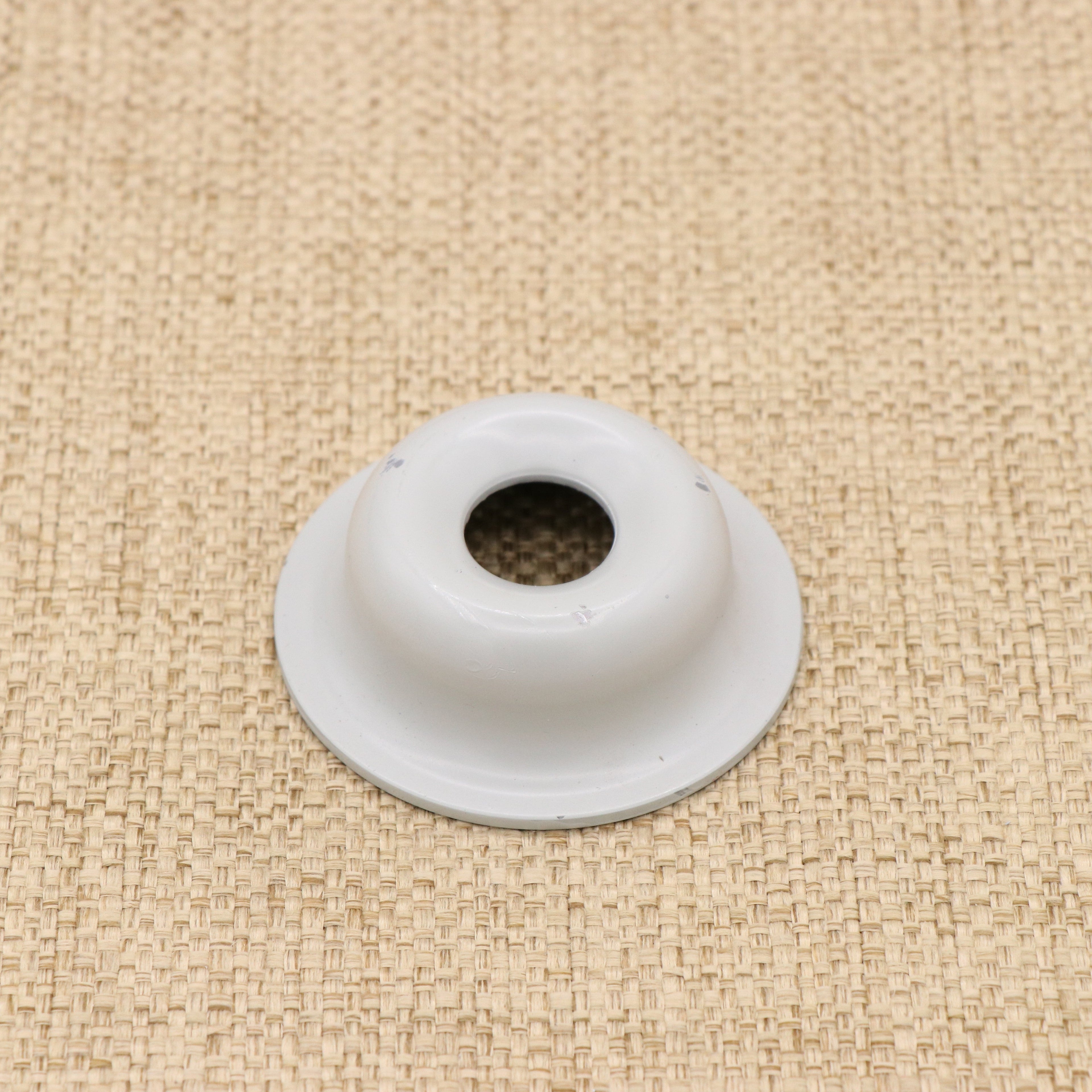 Round Headlight Socket