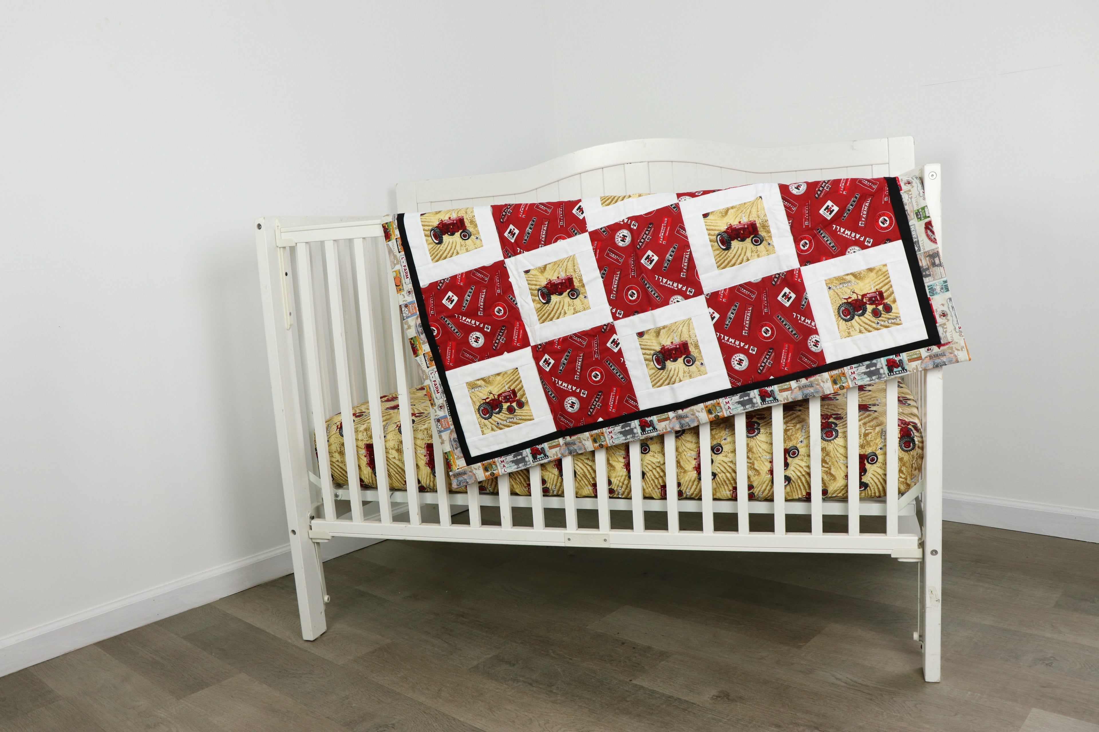 IH Farmall Nursery Set, Cream and Red