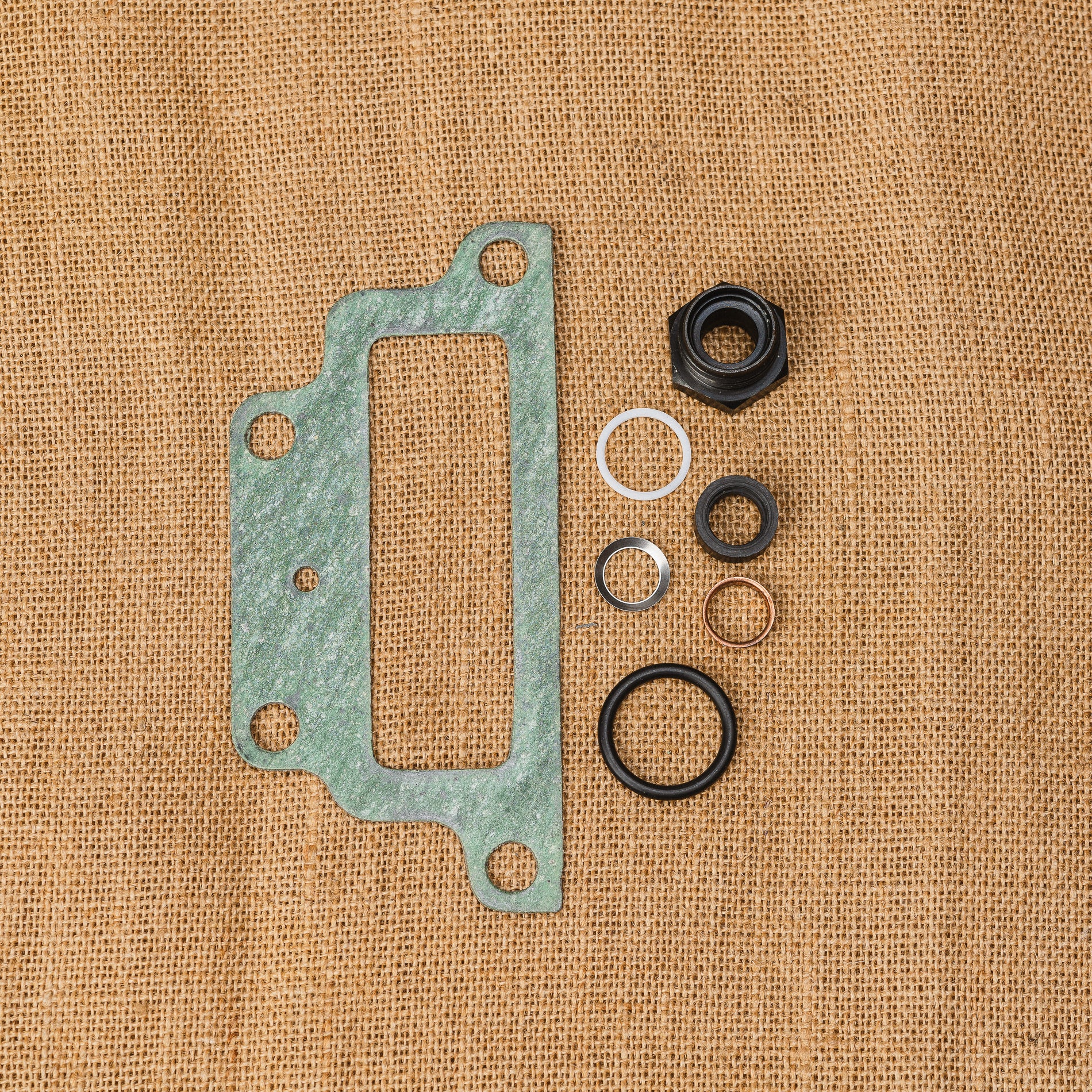 Hydraulic Pump Mounting Set with High-Compression Fitting