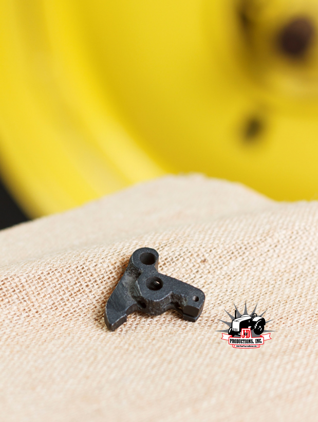 John Deere Throttle Linkage