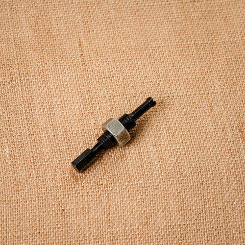 Seat Removal Tool for Piston Pumps