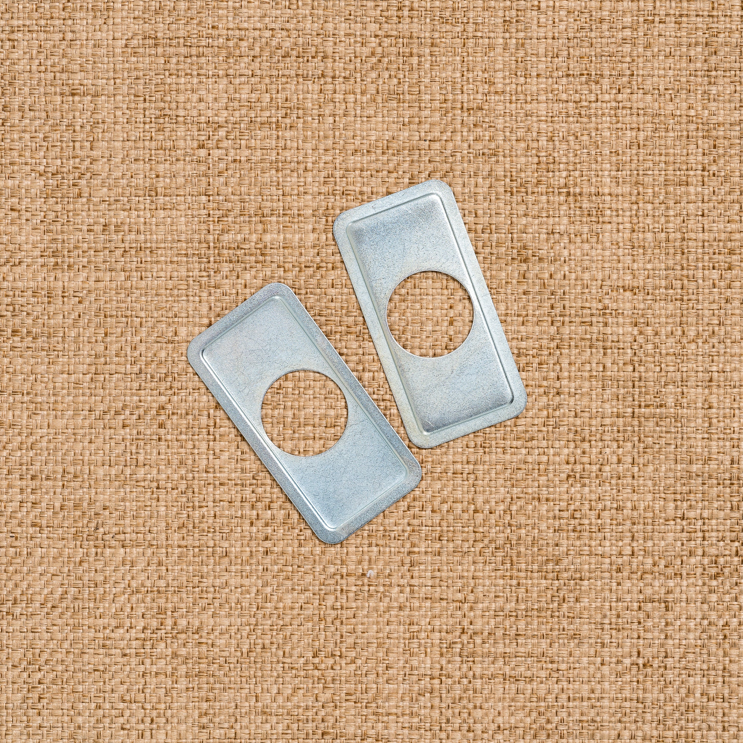Covers for Brake Camshaft Hole
